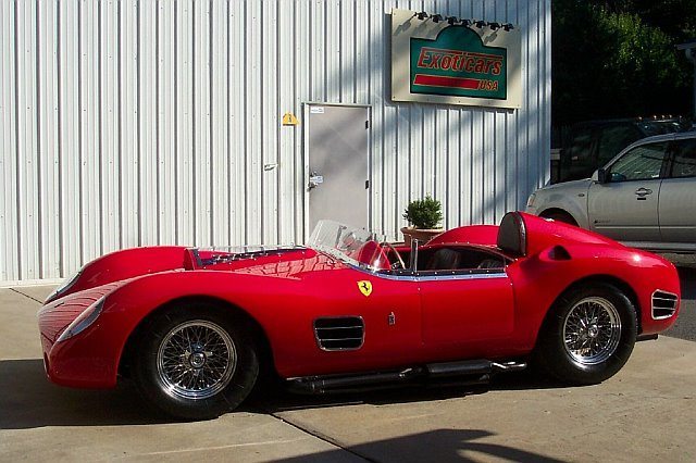 Ferrari custom 1958 Testa Rossa replica