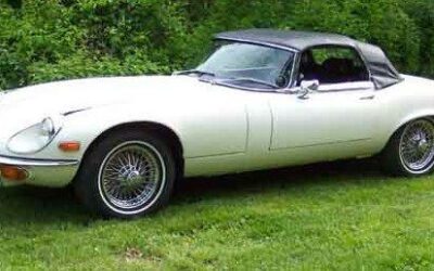 Jaguar E-Type service