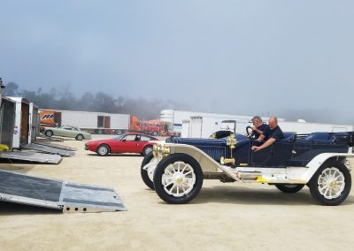 Alvis in the rear unloading